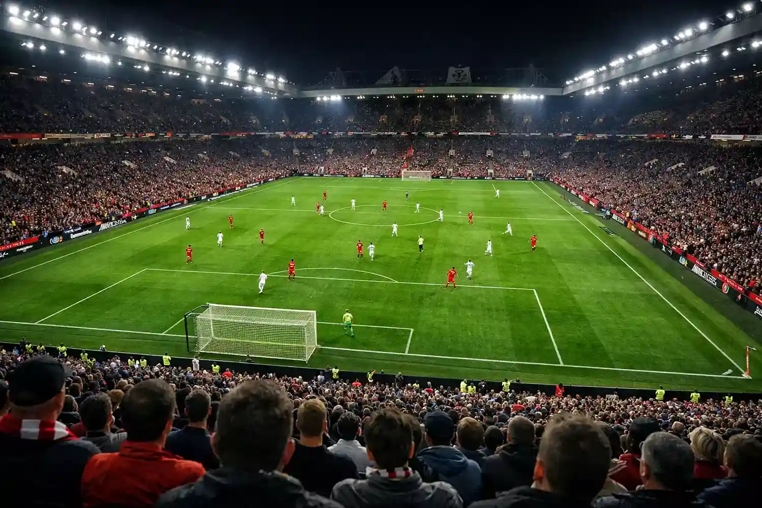 Drie voetbalwedstrijden tegelijk zichtbaar op een avond in het stadion